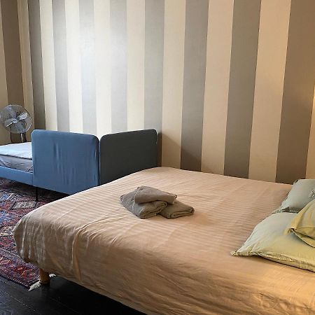 Outstanding 2 Bedrooms With A Terrific Eiffel Tower View Paris Eksteriør bilde