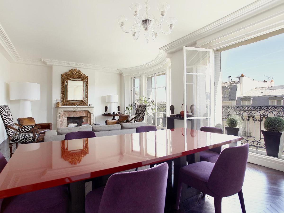 Outstanding 2 Bedrooms With A Terrific Eiffel Tower View Paris Eksteriør bilde