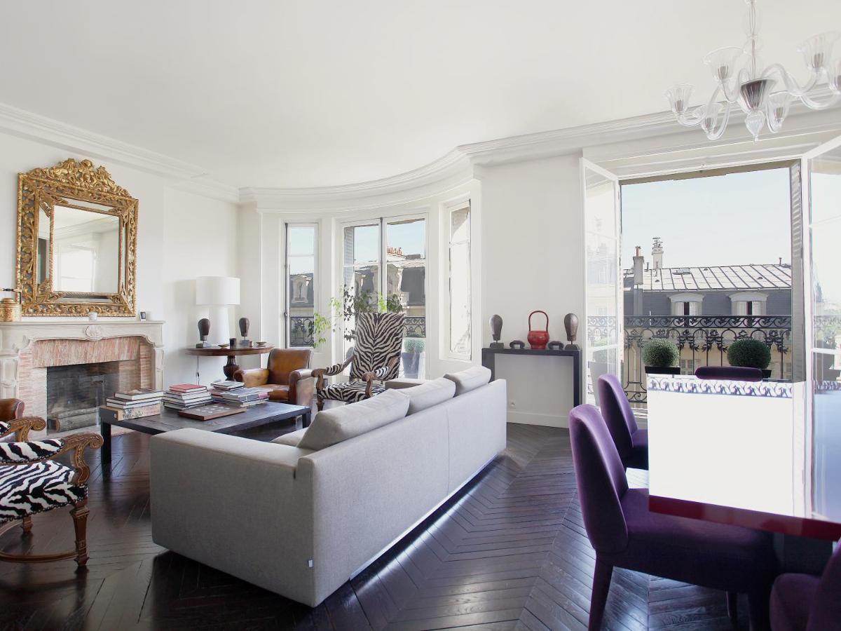 Outstanding 2 Bedrooms With A Terrific Eiffel Tower View Paris Eksteriør bilde