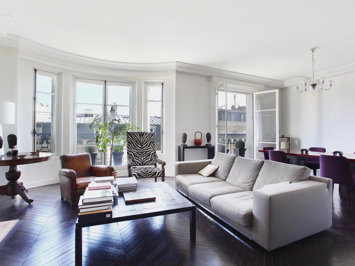 Outstanding 2 Bedrooms With A Terrific Eiffel Tower View Paris Eksteriør bilde